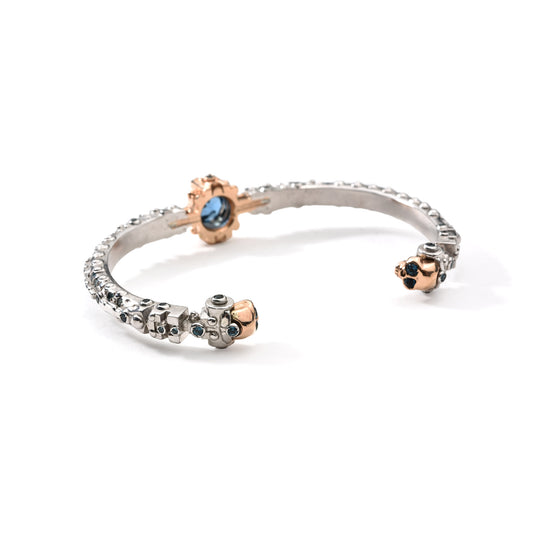 STRUTIUS - Rabbit in the Hat