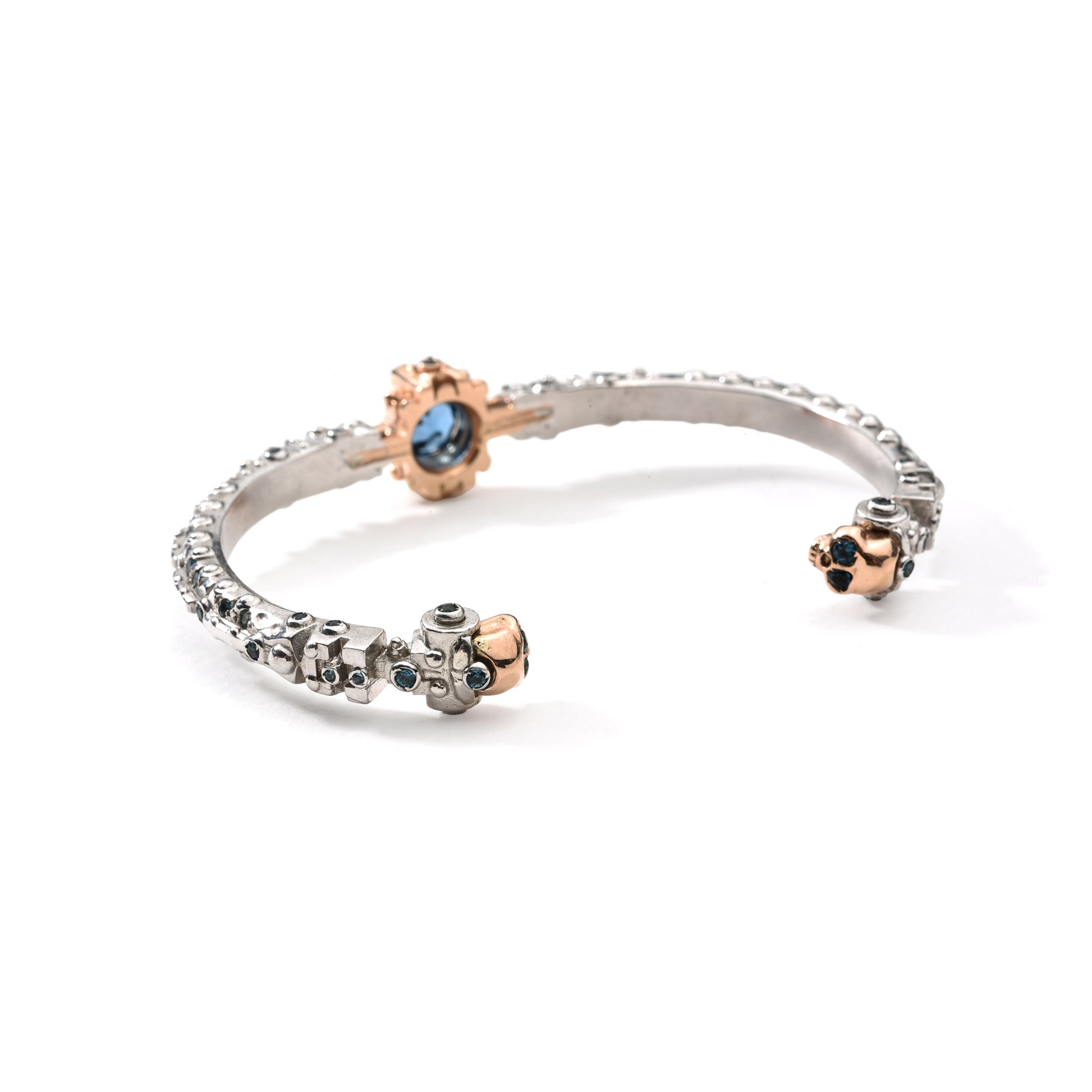 STRUTIUS - Rabbit in the Hat