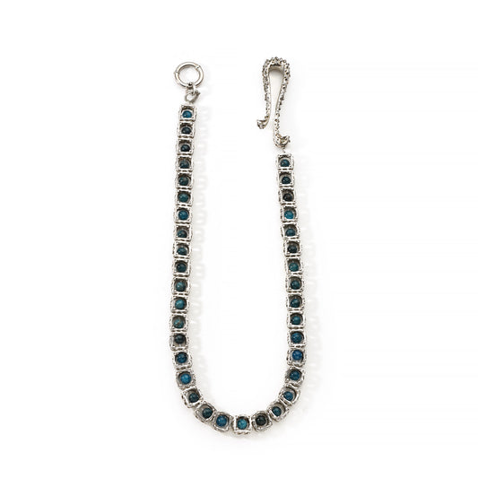 WILLIAM - Rabbit in the Hat