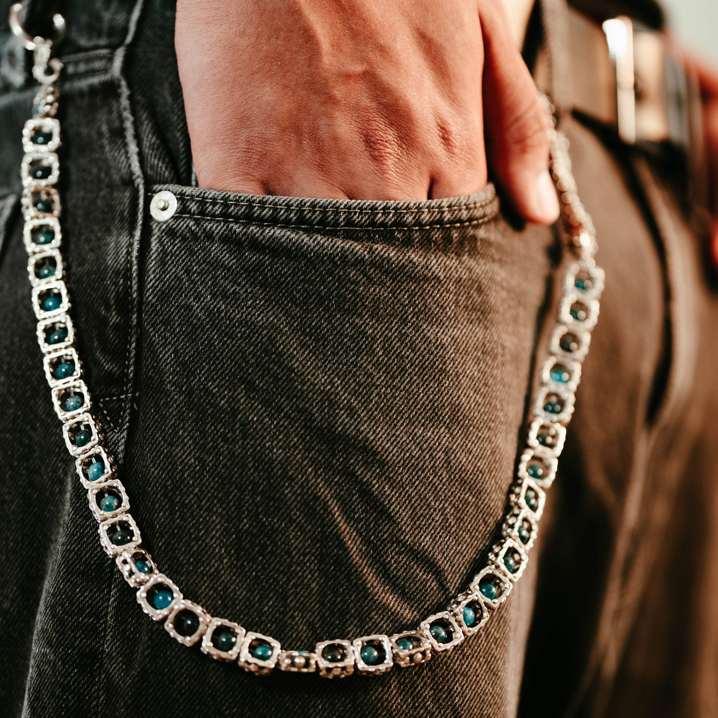 WILLIAM - Rabbit in the Hat